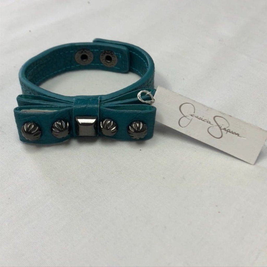 Jessica Simpson Teal Bow Snap Bracelet Nwt 15$